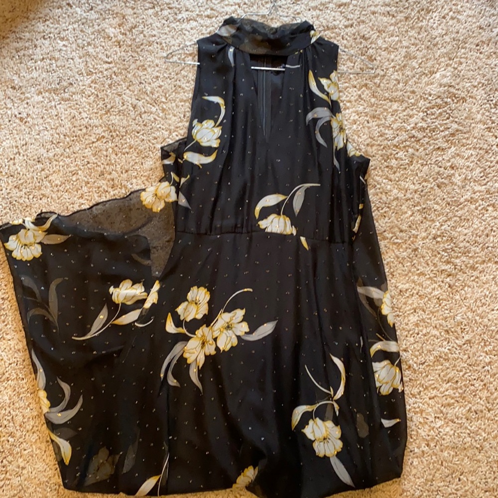 White House black market size 6 black yellow dress